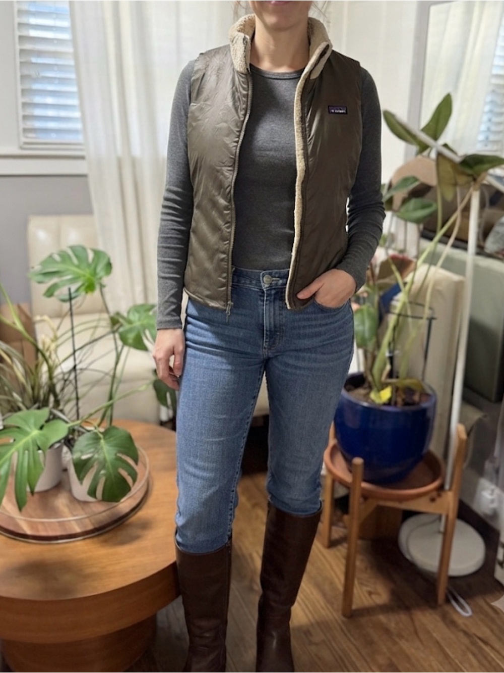 Patagonia Olive Green Quilted Vest with Cream Sherpa Trim